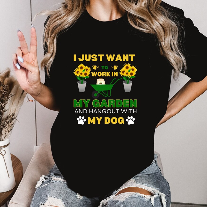 Parent Of Plant - Modern Letter Prints T-Shirt Sunflower Gardening