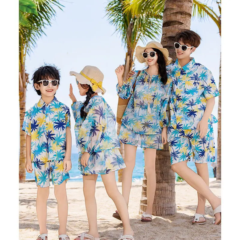 Family Vacation Look Matching  - Parent Of Plant 리뷰 및 가격