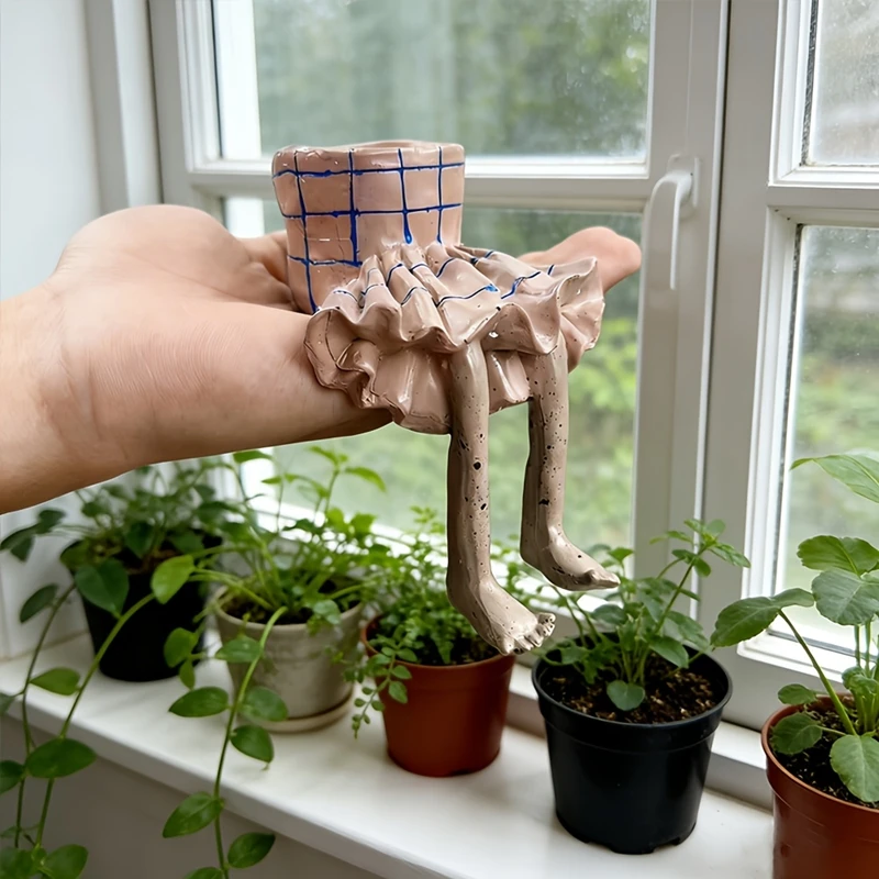 Whimsical Resin Leggy Planter  - Parent Of Plant 리뷰 및 가격
